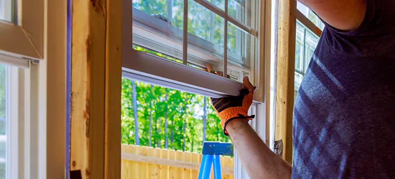 Home Window Repair in Southchase, FL