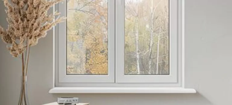 Vinyl Window Stool in Southchase, FL